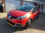 Renault Captur 1.2 TCe Xmod Automaat, Stoelverwarming, Navig, Auto's, 4 cilinders, SUV of Terreinwagen, 1159 kg, Lichtsensor