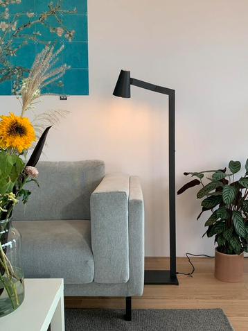 it's about RoMi Biarritz Vloerlamp beschikbaar voor biedingen