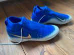 Nike phantom kunstgras schoenen, maat 46, Ophalen of Verzenden, Zo goed als nieuw, Schoenen