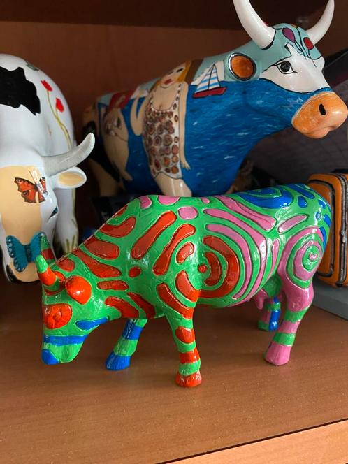 Nieuw Cow Parade koe Reverberações medium incl. verzending., Antiek en Kunst, Kunst | Designobjecten, Ophalen of Verzenden