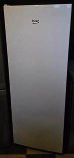 Beko Vrieskast - Zo goed als nieuw!, Witgoed en Apparatuur, Vriezers en Diepvrieskisten, Ophalen, Gebruikt, 60 tot 90 cm, 160 cm of meer