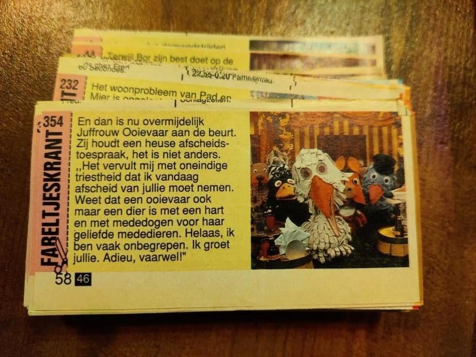Fabeltjeskrant Plaatjes (43-354) - Album Aanvulling?, Ophalen of Verzenden, Gelezen