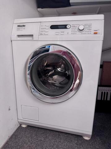 Miele wasmachine W5821 - perfect werkend beschikbaar voor biedingen