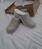 Medische klompen nieuw maat 39, Kleding | Dames, Schoenen, Beige, Nieuw, Ophalen of Verzenden, Werkschoenen