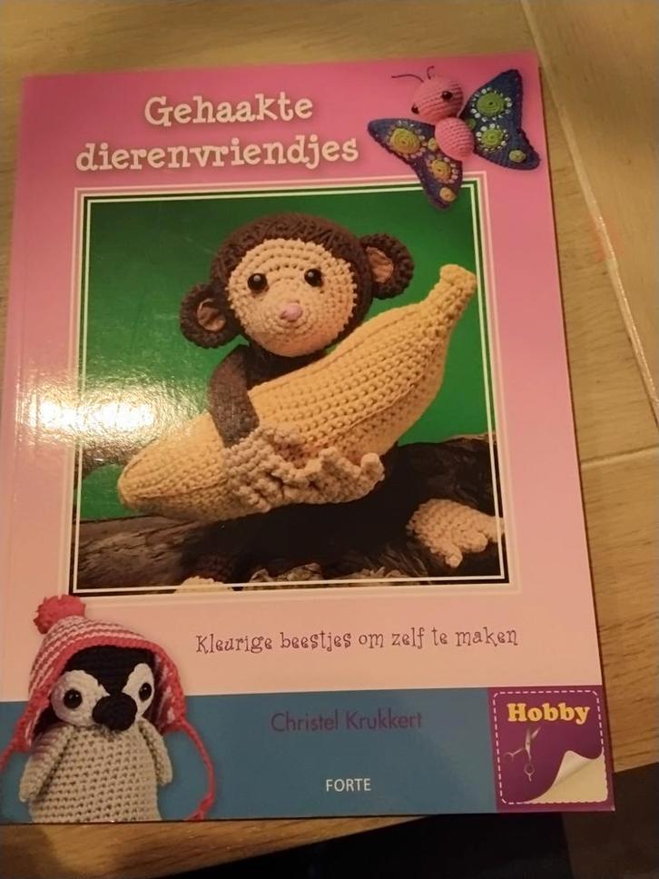Gehaakte Dieren Vriendjes - Christel Krukkert, Hobby en Vrije tijd, Breien en Haken, Zo goed als nieuw, Ophalen of Verzenden