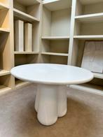 Eettafel Rond Beton Cire Bubble Wit Creme 120 cm, Info@savoireinteriors.com, Verzenden, Rond, Nieuw