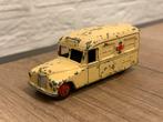 Dinky Toys 253 Daimler Ambulance Cremewit, Ophalen of Verzenden, Zo goed als nieuw, Auto, Dinky Toys
