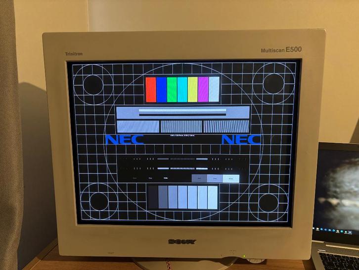 Sony Trinitron 21” Multiscan CPD-E500, Computers en Software, Monitoren, Gebruikt, 101 t/m 150 Hz, VGA, Draaibaar, Kantelbaar