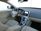 Volvo XC60 T5 AUT Polar+ Xenon / Panoramadak / Trekhaak / Ca, Bedrijf, XC60, SUV of Terreinwagen, Onderhoudsboekje