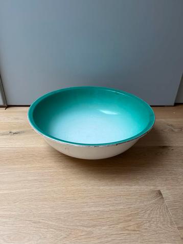 Antieke Brocante Waskom beschikbaar voor biedingen