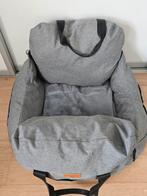 Hondenmand voor in de auto, Ophalen, Zo goed als nieuw