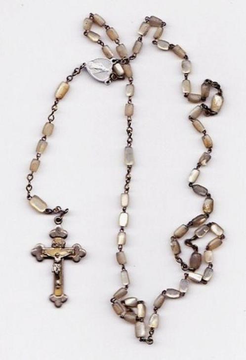 Oude rozenkrans met parelmoerachtige glazen kralen (5850-72), Antiek en Kunst, Antiek | Religie, Ophalen