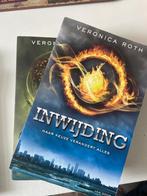 Divergent & insurgent (NL) boeken inwijding & opstand, Ophalen of Verzenden, Gelezen, Veronica Roth
