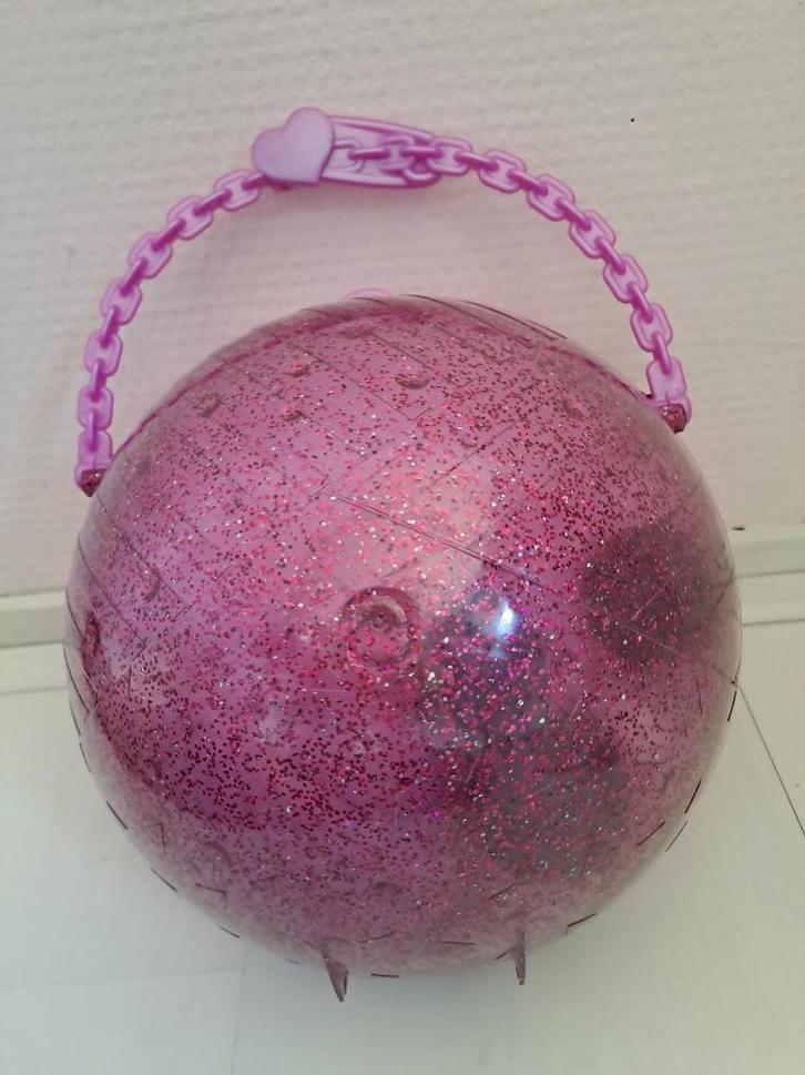 L.O.L. Big Surprise, Kinderen en Baby's, Speelgoed | Poppen, Zo goed als nieuw, Overige typen, Ophalen of Verzenden