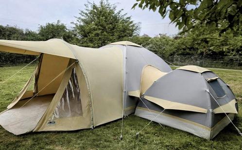 Zeer goede, mooie en ruime dubbele tent van Karsten tenten, Caravans en Kamperen, Tenten, Zo goed als nieuw, Ophalen