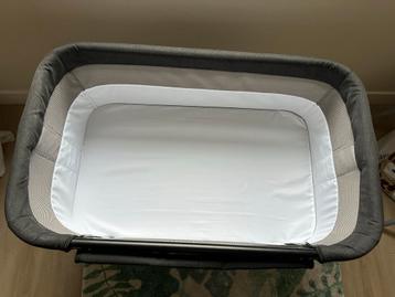 Co-sleeper Novi - veilig dichtbij! beschikbaar voor biedingen