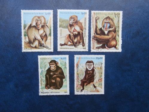 GUINE BISSAU 1983 serie APEN, Postzegels en Munten, Postzegels | Thematische zegels, Gestempeld, Dier of Natuur, Verzenden