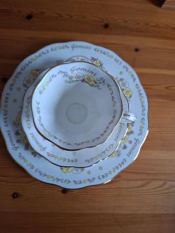 royal albert zodiac serie tweeling beschikbaar voor biedingen