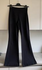 Zwarte flared broek, H&M, maat 34, H&M, Zwart, Ophalen of Verzenden, Zo goed als nieuw