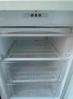 Etna Vrieskast - Betrouwbaar en Ruim!, Witgoed en Apparatuur, Vriezers en Diepvrieskisten, Vrieskast, Gebruikt, Minder dan 60 cm