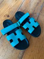 Hermès Slippers Groen/Zwart Maat 37, Ophalen of Verzenden, Zo goed als nieuw, Groen, Slippers