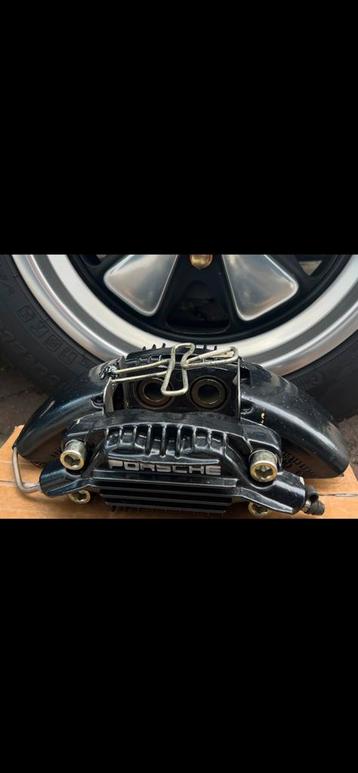 Porsche 930 turbo achter remklauwen brembo beschikbaar voor biedingen