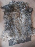 Ruwe schapenwol schapenvacht vilten Heidschnucke, Ophalen of Verzenden, Figuurtje(s)