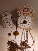 2 porselein tjes, Antiek en Kunst, Antiek | Klokken, Ophalen of Verzenden
