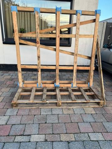 Hout .... GRATIS AFHALEN beschikbaar voor biedingen