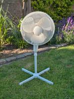 Handson statiefventilator verstelbaar 40 cm wit te koop!, Witgoed en Apparatuur, Ventilatoren, Ophalen, Zo goed als nieuw, Statiefventilator