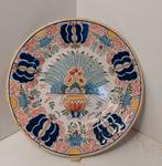 pauwenbord, wandbord aardewerk gemerkt, Ophalen of Verzenden