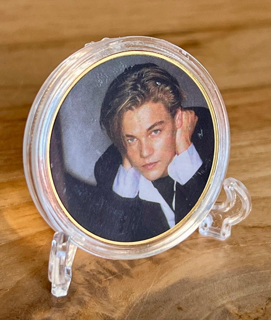 Leonardo DiCaprio 24kt goud vergulde munt +stand, Ophalen of Verzenden, Nieuw, Tv, Overige typen