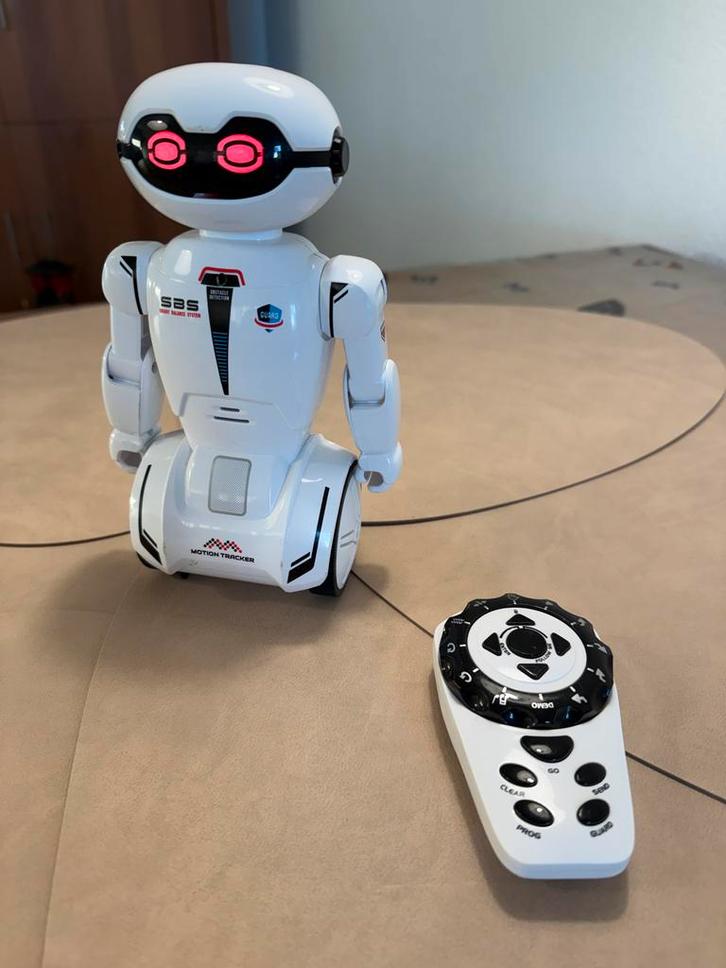 Silverlit MacroBot Robot - Programmeerbaar!, Kinderen en Baby's, Speelgoed | Overig, Zo goed als nieuw, Jongen of Meisje, Ophalen