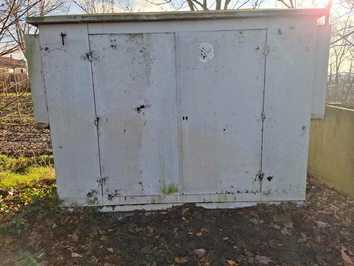 Tuinkast metaal buiten, Tuin en Terras, Bergingen en Tuinkasten, Gebruikt, Overige typen, Metaal, Ophalen