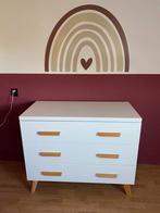 TWF mika babykamer compleet. Ledikant/commode/kast/wandplank, Ophalen of Verzenden, Zo goed als nieuw, Ledikant