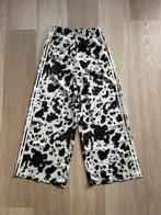 Adidas original broek adidas cow print pants limited edition, Ophalen of Verzenden, Zo goed als nieuw, Maat 38/40 (M), Overige typen