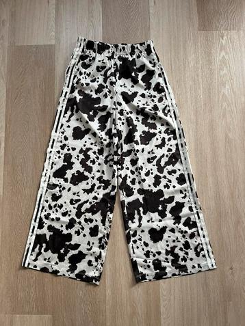 Adidas original broek adidas cow print pants limited edition beschikbaar voor biedingen