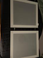 Besta 2x melkglas vitrinedeur, Ophalen, 50 tot 100 cm, Zo goed als nieuw, Minder dan 100 cm