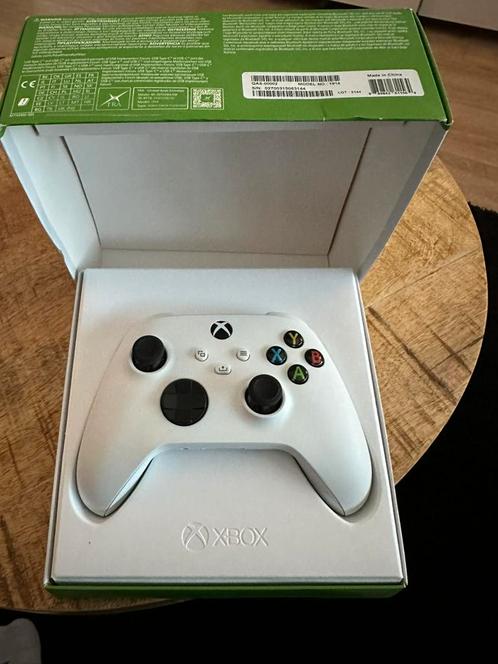 Xbox Wireless Controller White, Spelcomputers en Games, Spelcomputers | Xbox | Accessoires, Zo goed als nieuw, Xbox Original, Xbox One
