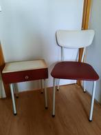 Mooie vintage set, lade-kastje, ecru/rood, buisframe stoel, Ophalen