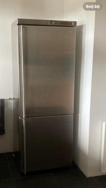 Koelkast SMEG is KAPOT  beschikbaar voor biedingen