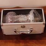 😶‍🌫️Nieuw: Shisa in aluminium koffer met kolentang🏷️€23,-, Verzamelen, Rookartikelen, Aanstekers en Luciferdoosjes, Ophalen of Verzenden