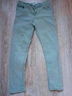 Nette legergroene stretch broek maat 128, Kinderen en Baby's, Kinderkleding | Maat 128, Broek, Gebruikt, C&A, Meisje
