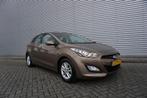 Hyundai i30 1.6 GDI i-Vision Airco / Navi / Cruise / Parkeer, Auto's, Voorwielaandrijving, Euro 5, 1591 cc, 4 cilinders