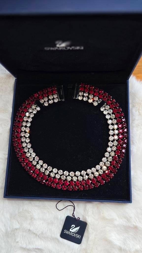 Swarovski ketting kristal met rood, Sieraden, Tassen en Uiterlijk, Kettingen, Zo goed als nieuw, Rood, Ophalen of Verzenden