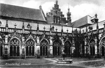 (380-652-003) Utrecht Kloosterhof beschikbaar voor biedingen