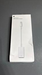 Apple MD821ZM/A Lightning to USB Camera Adapter, Apple, Nieuw, Ophalen of Verzenden, Support@apple.com