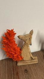 vos op standaard van hout klein, Verzamelen, Beelden en Beeldjes, Ophalen of Verzenden, Zo goed als nieuw, Dier