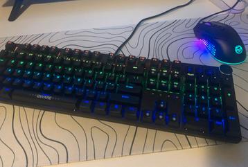 Gaming Toetsenbord & Muis met RGB Verlichting beschikbaar voor biedingen