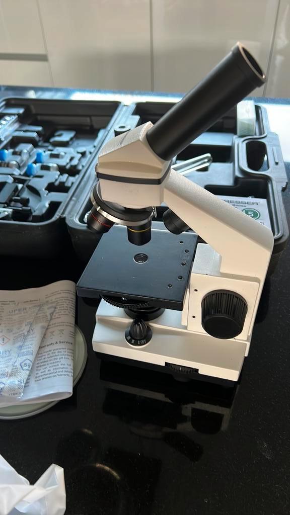 Bresser biolux nv micsroscoop, Audio, Tv en Foto, Optische apparatuur | Microscopen, Zo goed als nieuw, 1000x of meer, Ophalen of Verzenden